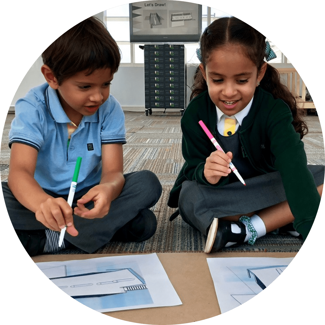 rvis-students-drawing